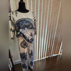 🤑 Fashion Nova Money Print Jogger Set- Medium